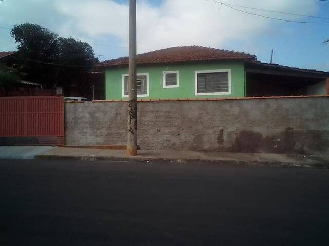 #231 - Casa para Venda em Brotas - SP - 2