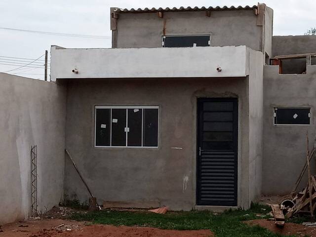 #244 - Casa para Venda em Brotas - SP - 2