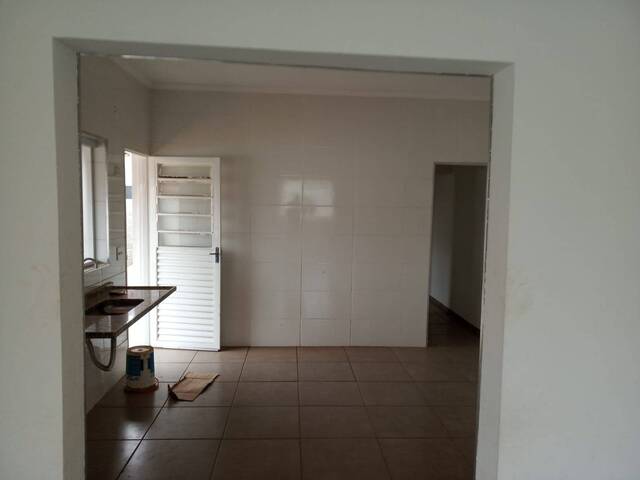 #244 - Casa para Venda em Brotas - SP - 3