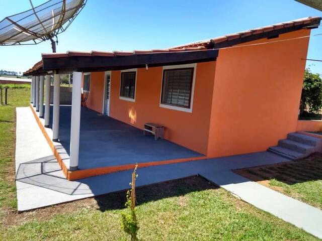 #325 - Casa para Venda em Brotas - SP - 1