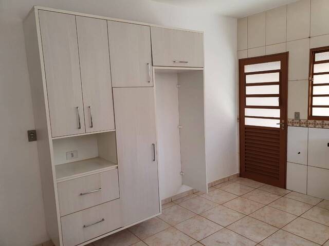 #335 - Casa para Venda em Brotas - SP - 2
