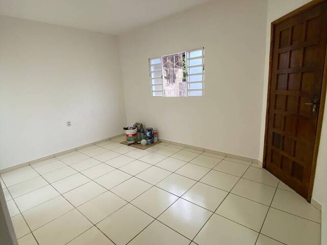 #388 - Casa para Locação em Brotas - SP - 2