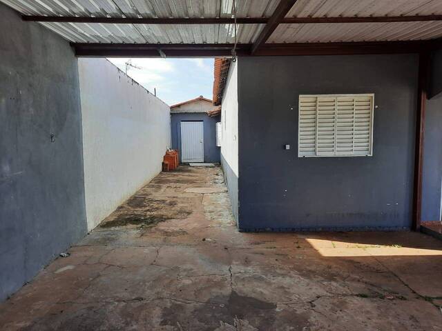 #397 - Casa para Venda em Brotas - SP