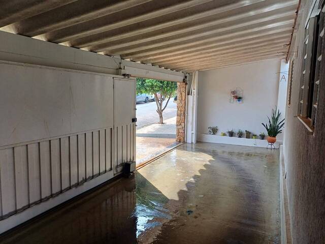 #417 - Casa para Venda em Brotas - SP - 2