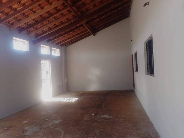 #431 - Casa para Venda em Brotas - SP - 2
