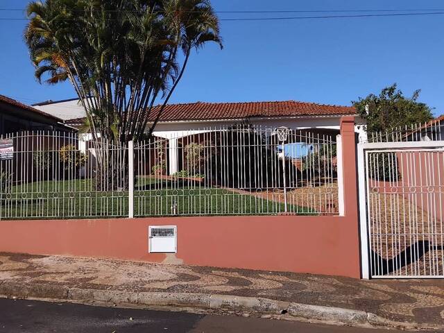 #443 - Casa para Locação em Brotas - SP - 2